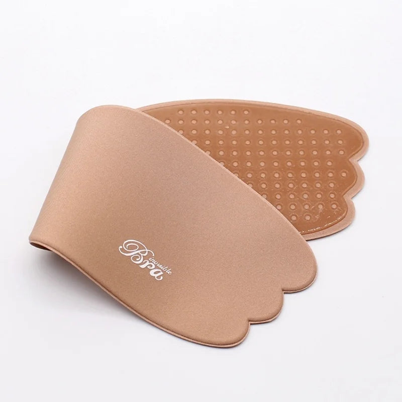soutien gorge en adhésif style bandeau 